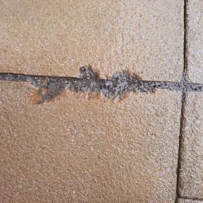 Detail of the chipping